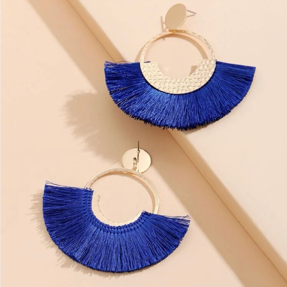 Decor tassel drop earrings